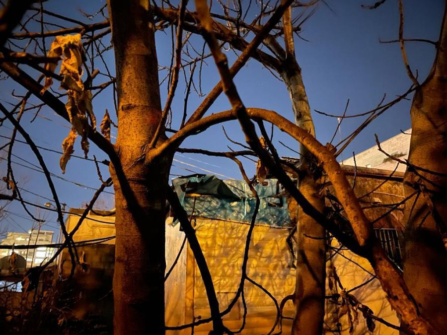 القدس: اندلاع حريق داخل منزل في حي الشيخ جراح